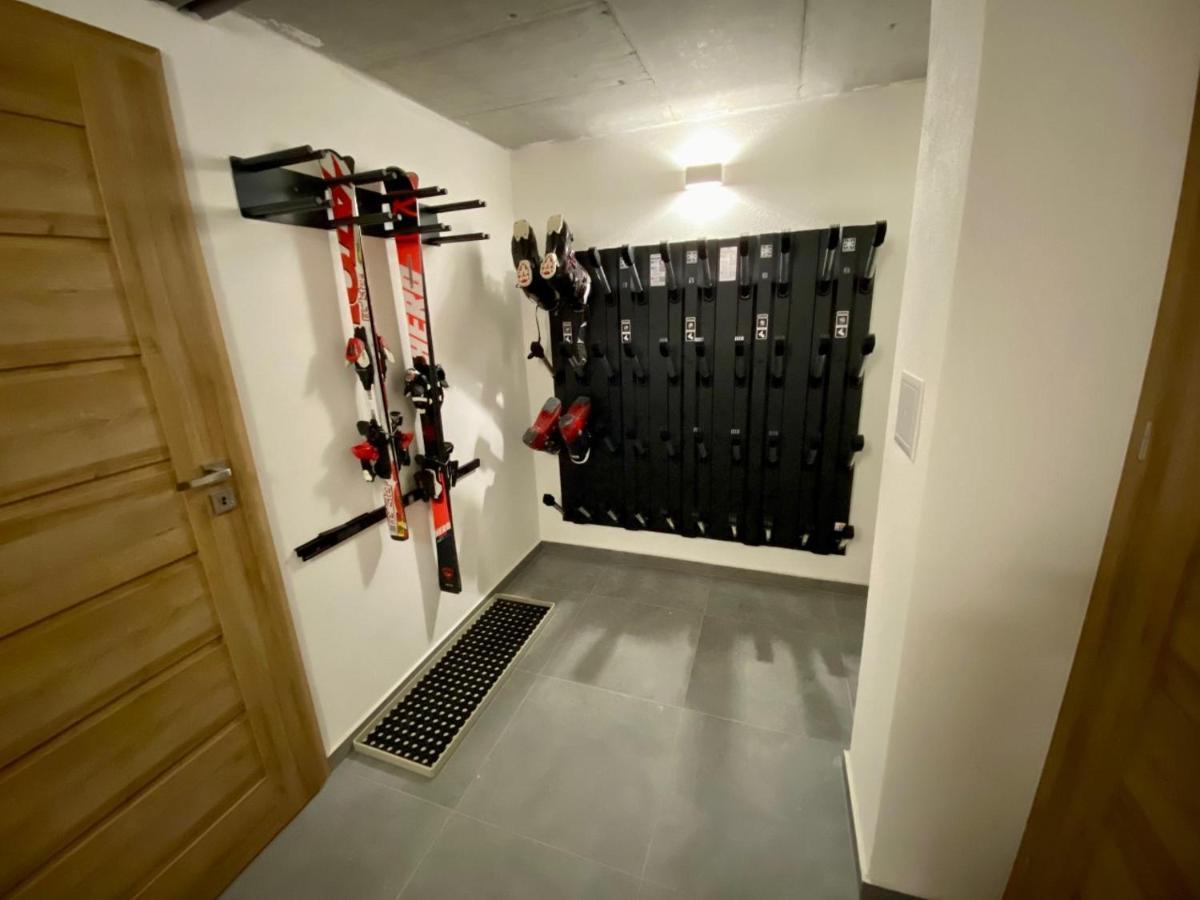 Apartmany Kellov Dom Deménvölgy Kültér fotó