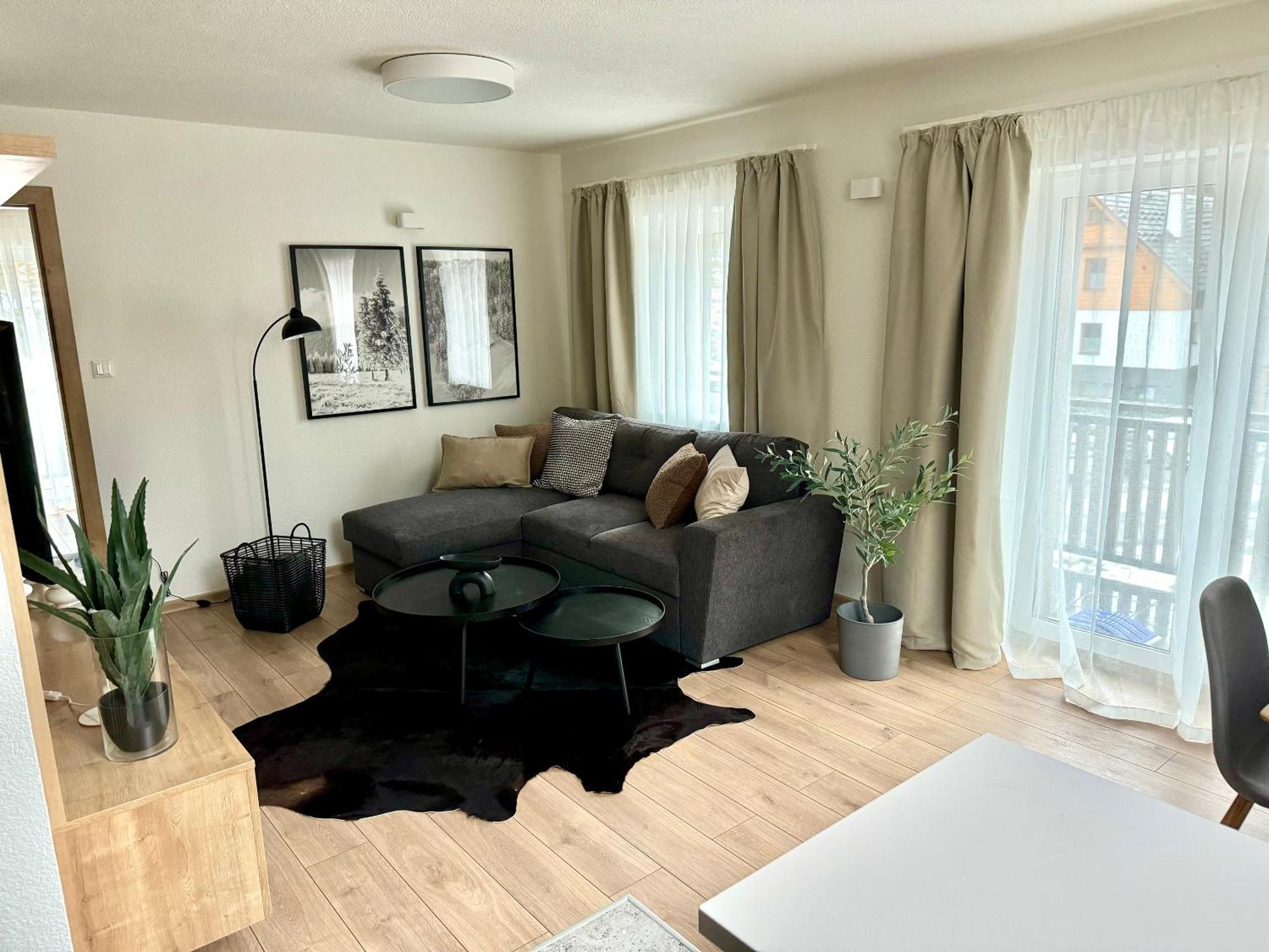 Apartmany Kellov Dom Deménvölgy Kültér fotó