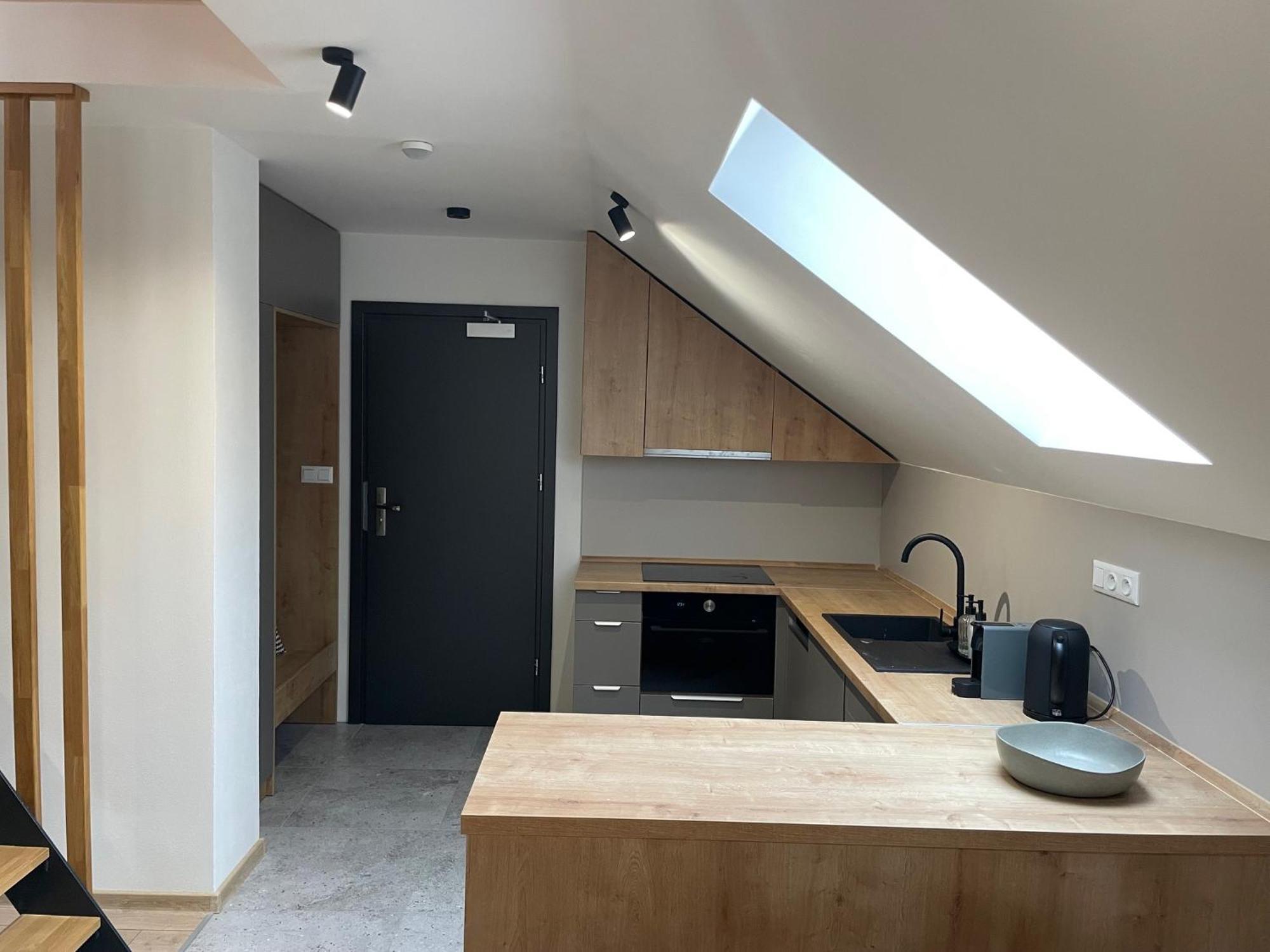Apartmany Kellov Dom Deménvölgy Kültér fotó